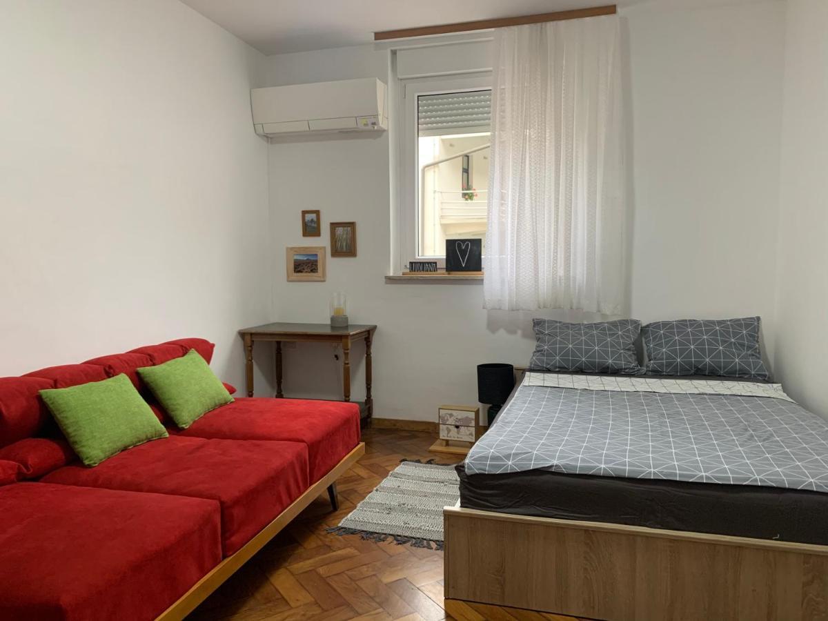 New Episode - Apartment With Private Parking Ljubljana Eksteriør billede